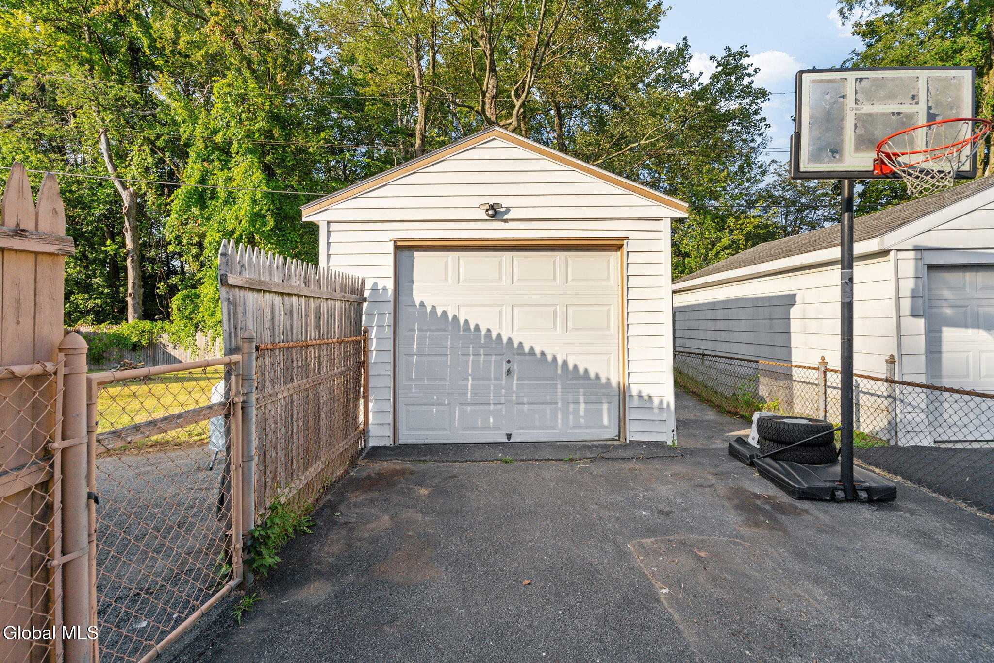12 Loralee Drive