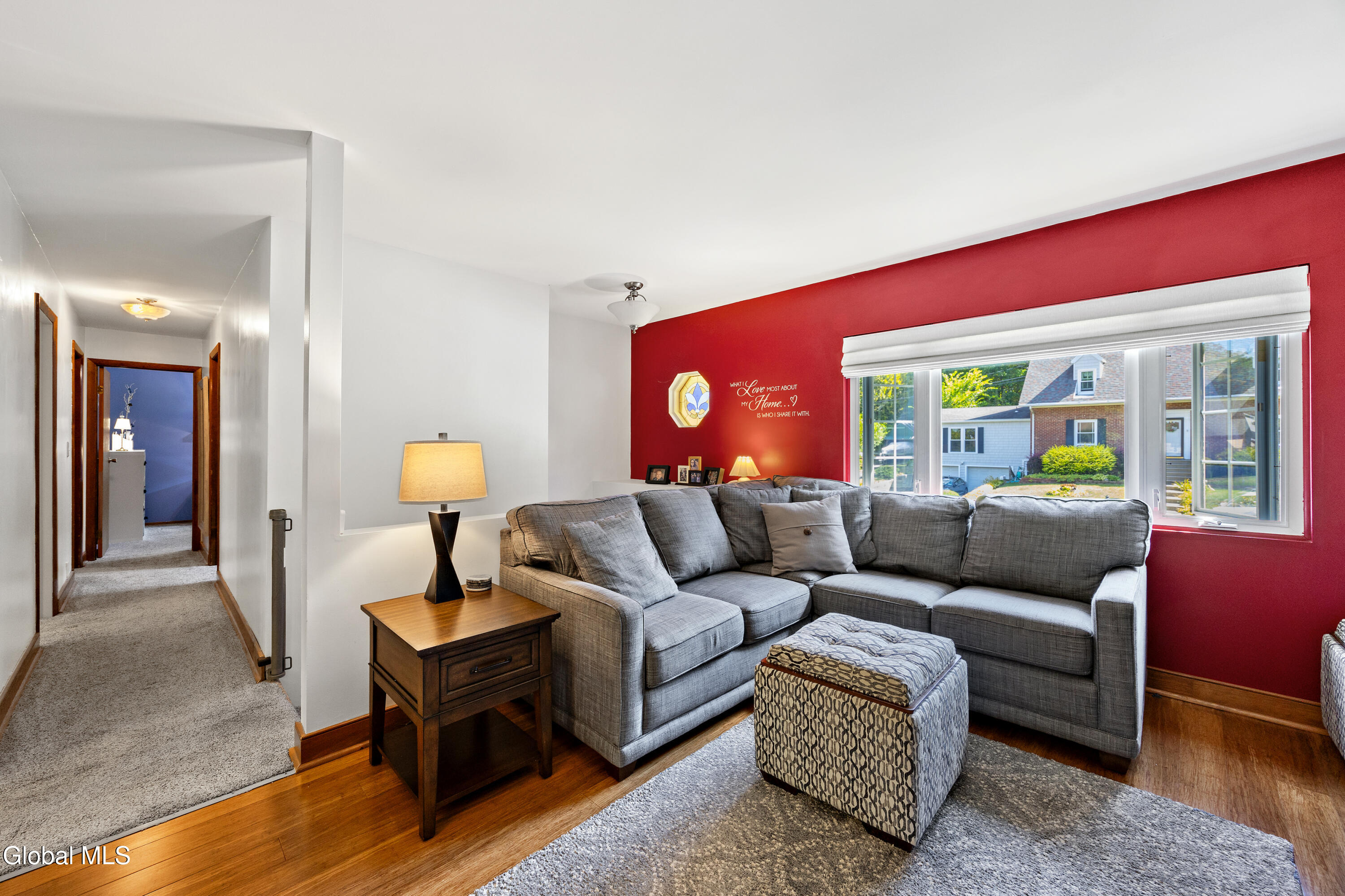 89 Mountain View Avenue