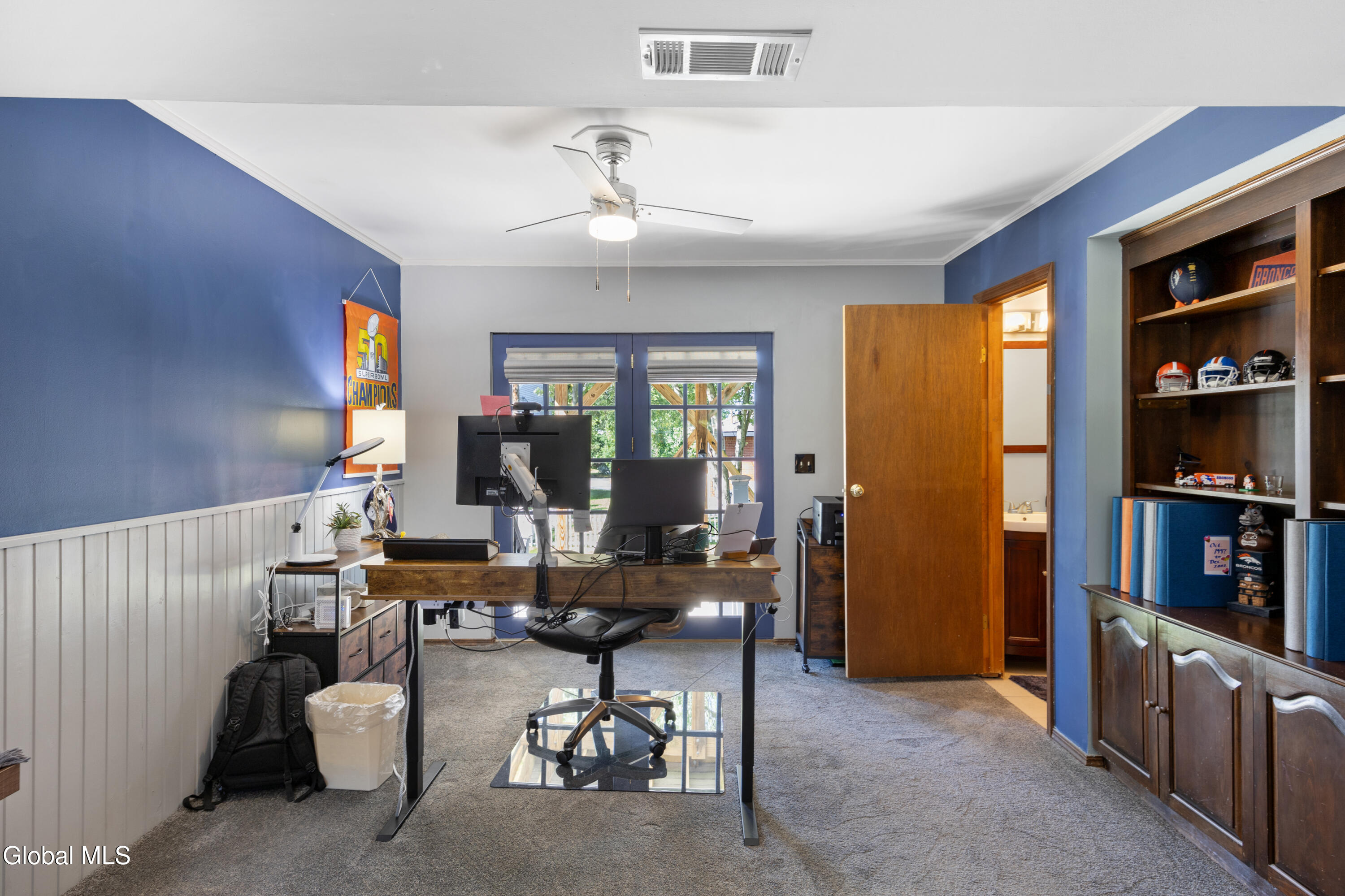 89 Mountain View Avenue