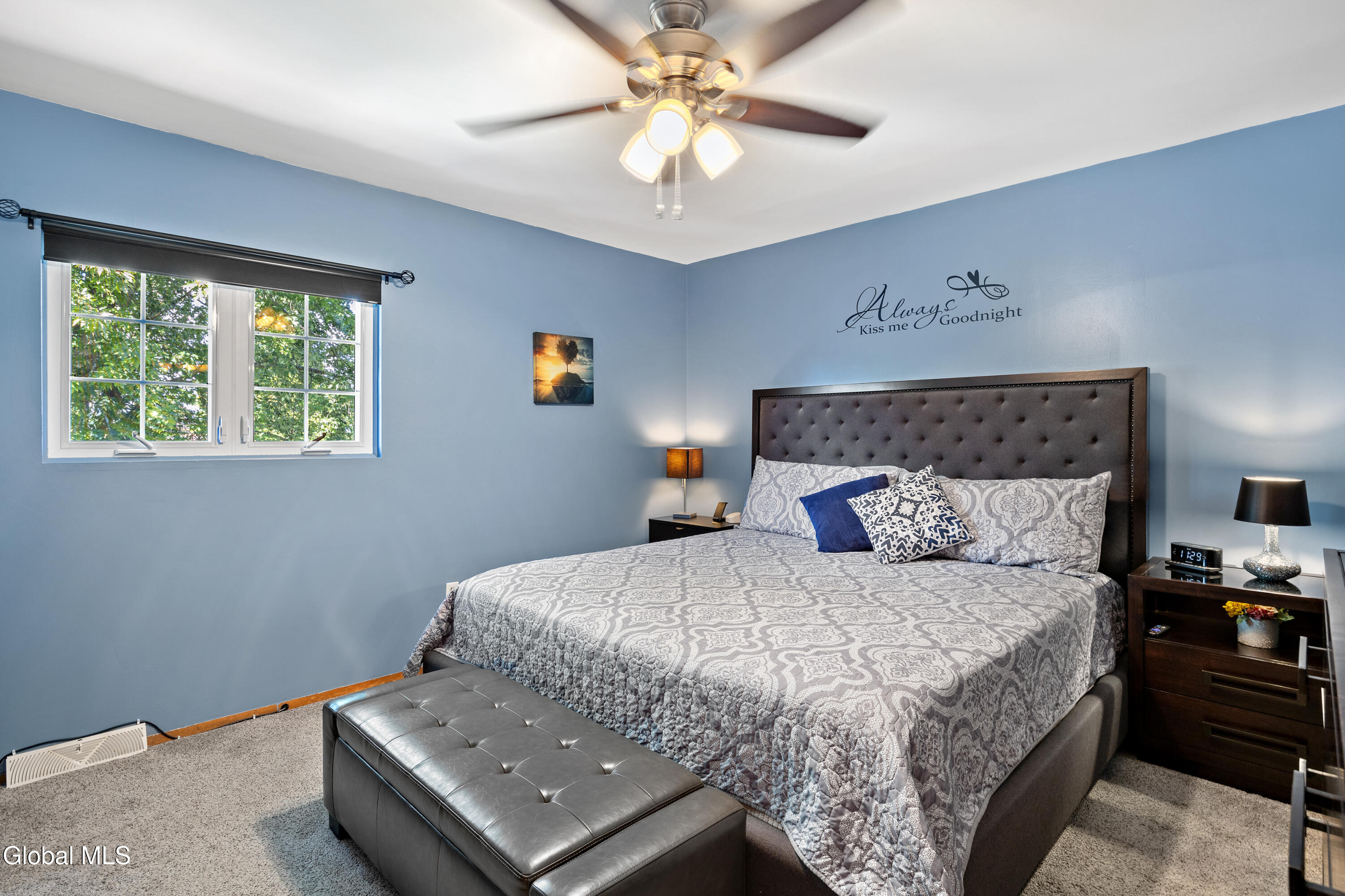 89 Mountain View Avenue