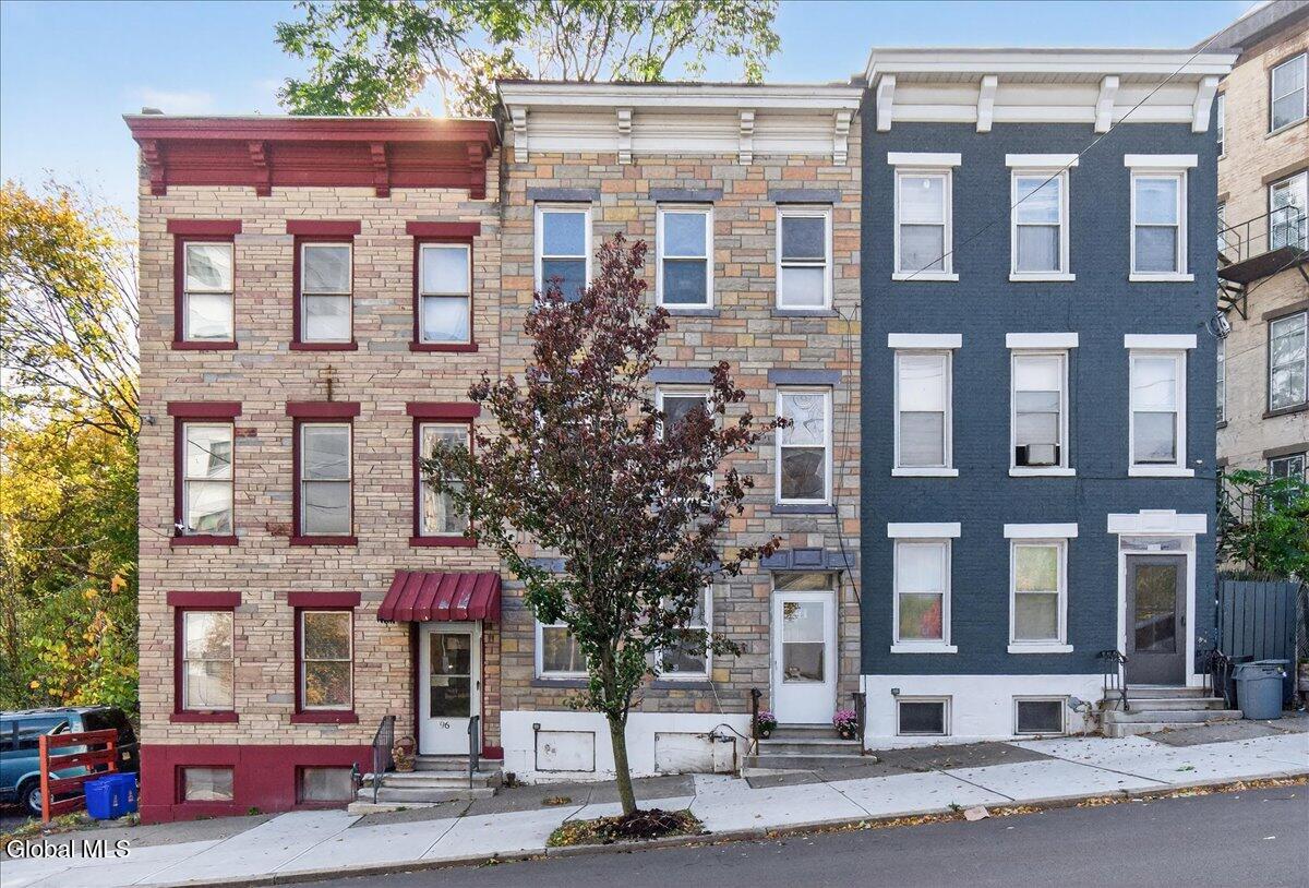 98 Livingston Avenue