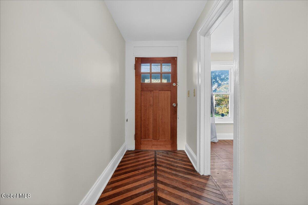98 Livingston Avenue