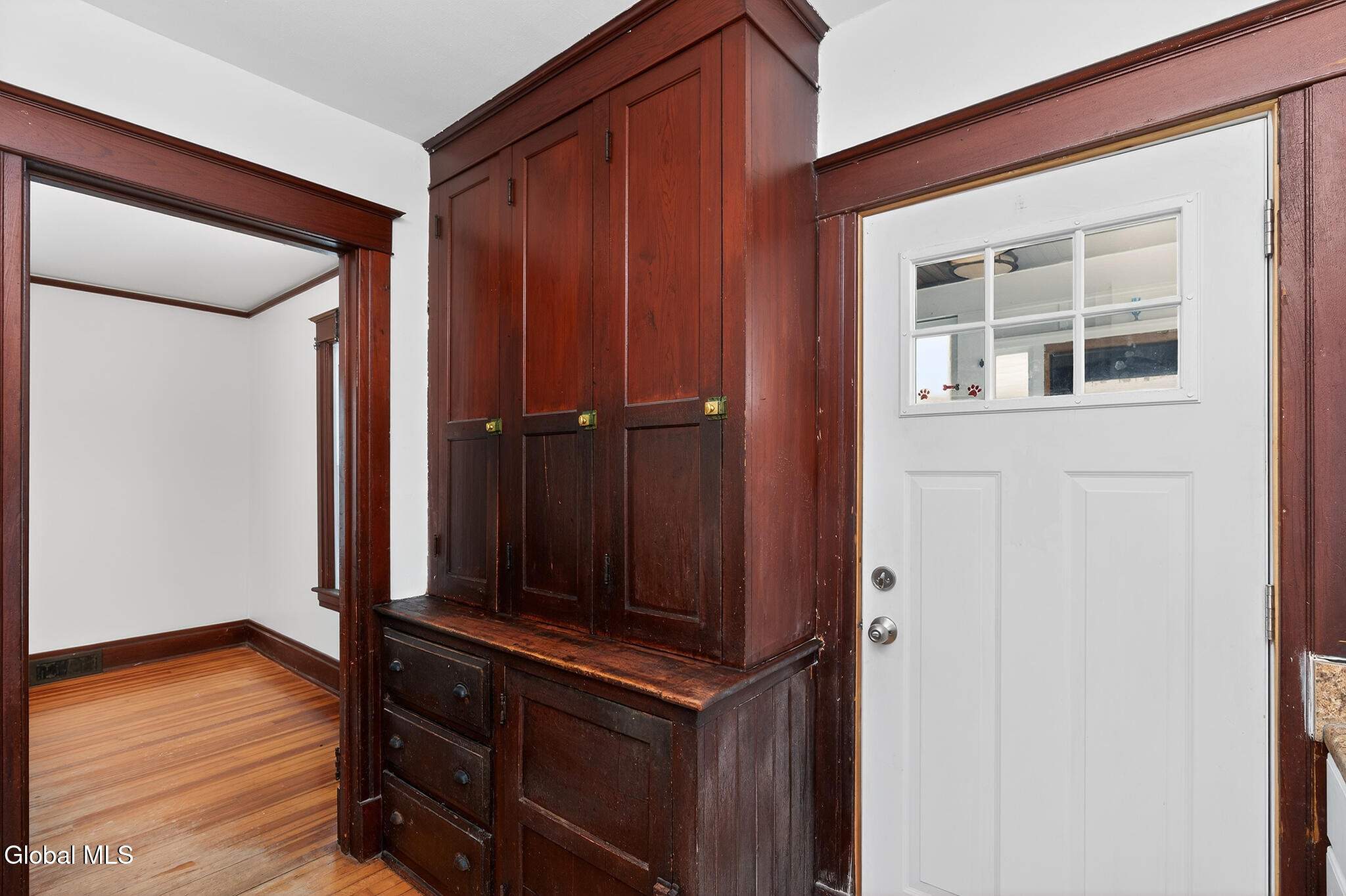 58 Campbell Avenue, Castleton-on-Hudson