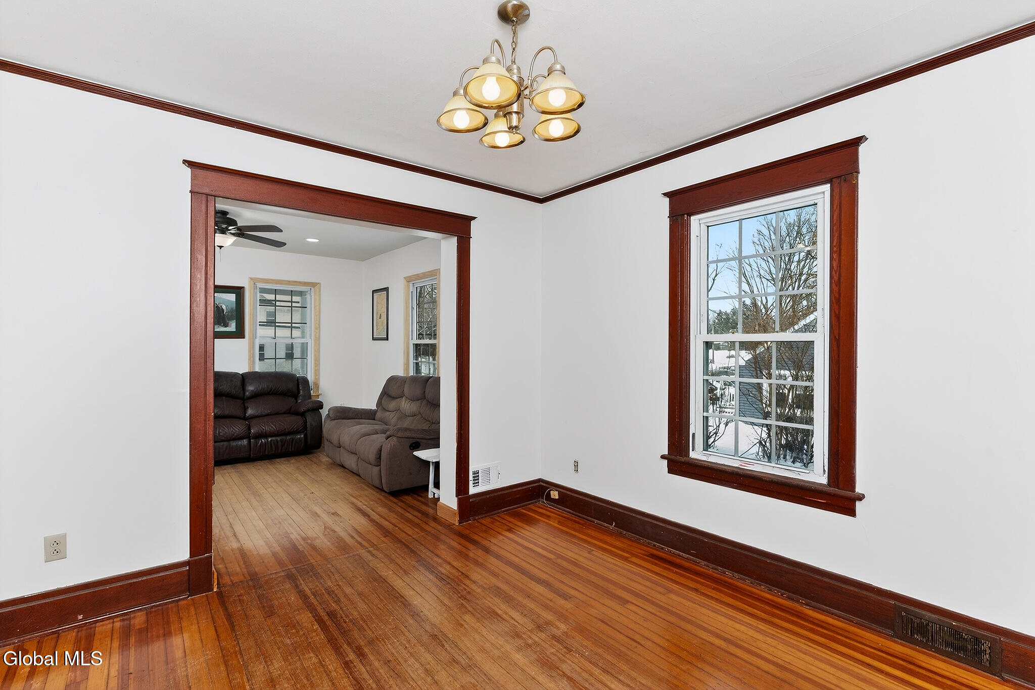 58 Campbell Avenue, Castleton-on-Hudson