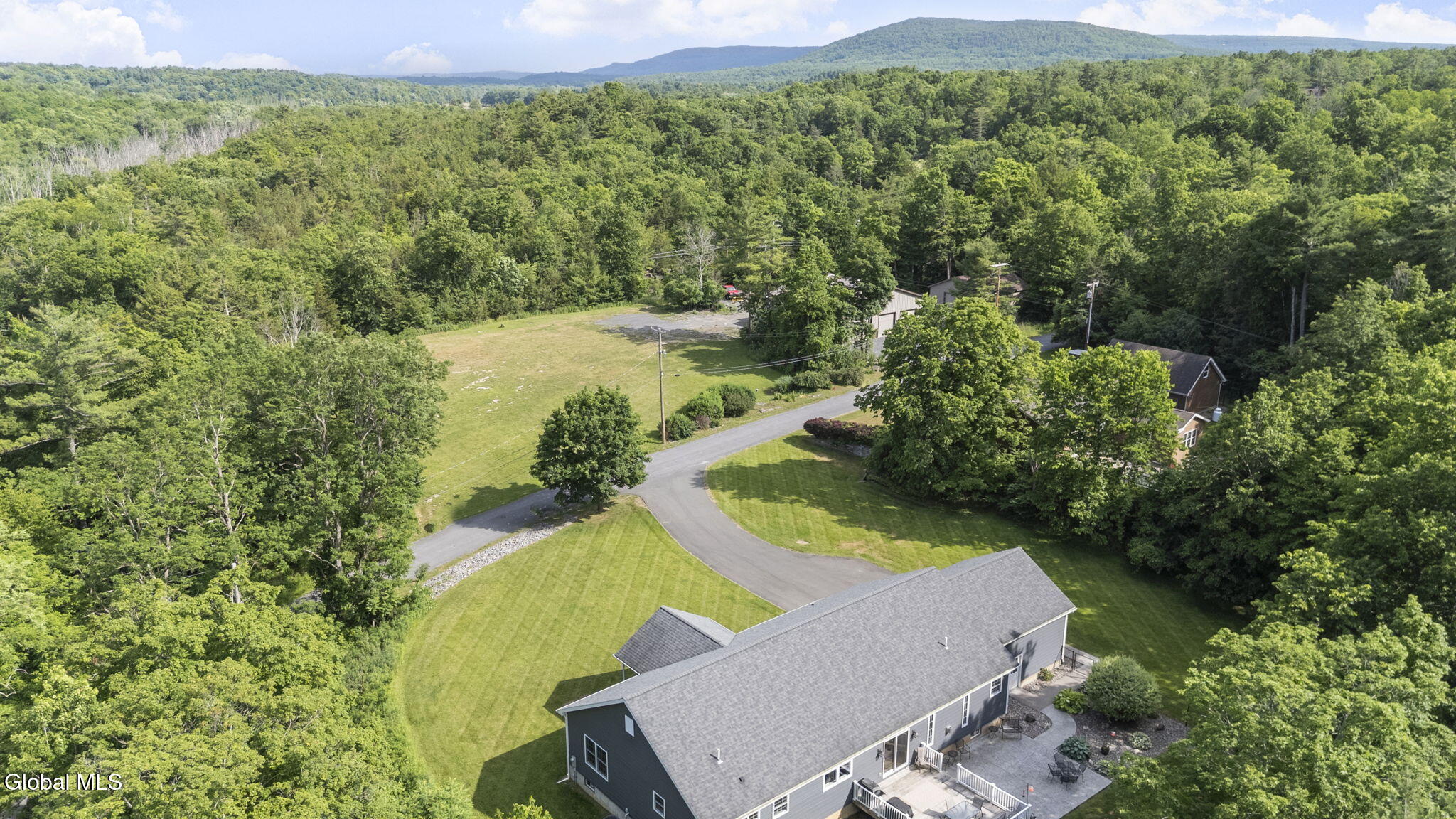 84 Rock City Road