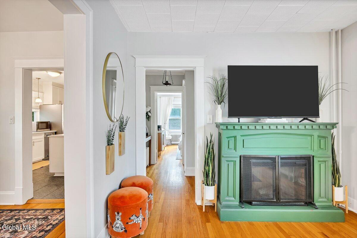 942 Myrtle Avenue