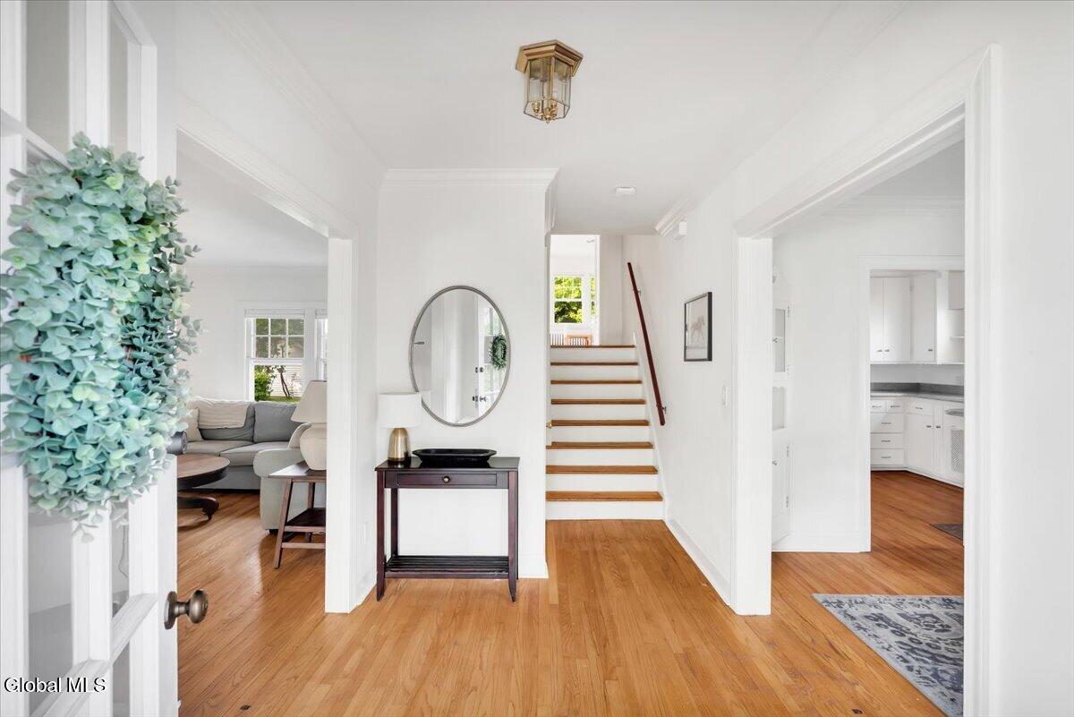 27 Herrick Avenue