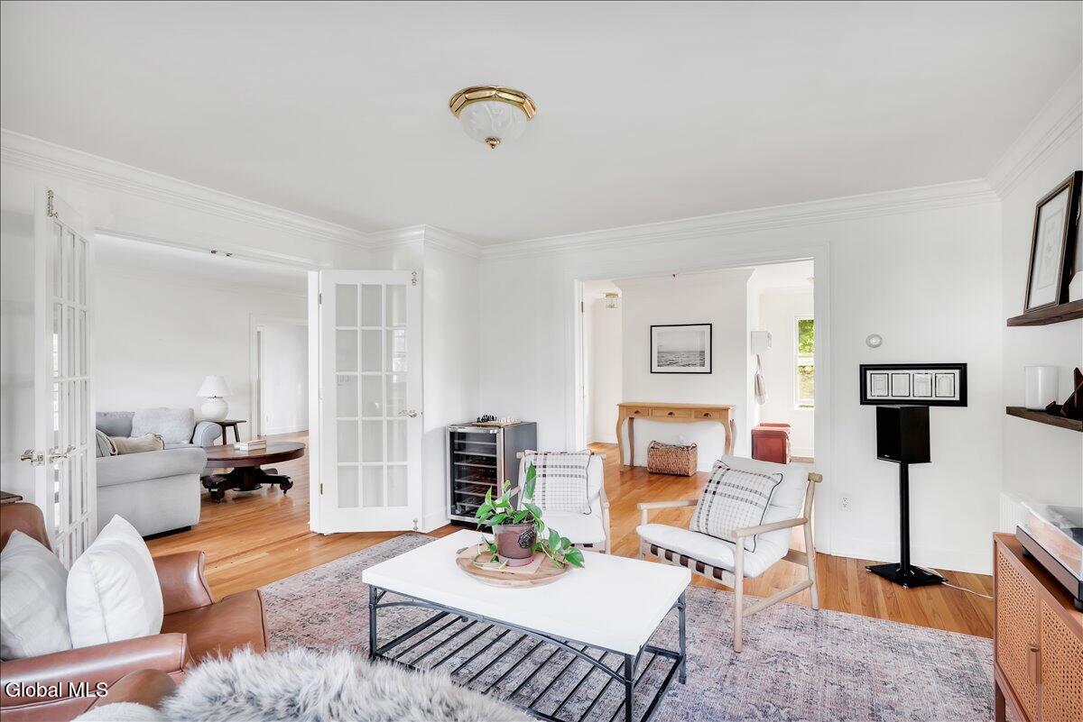 27 Herrick Avenue