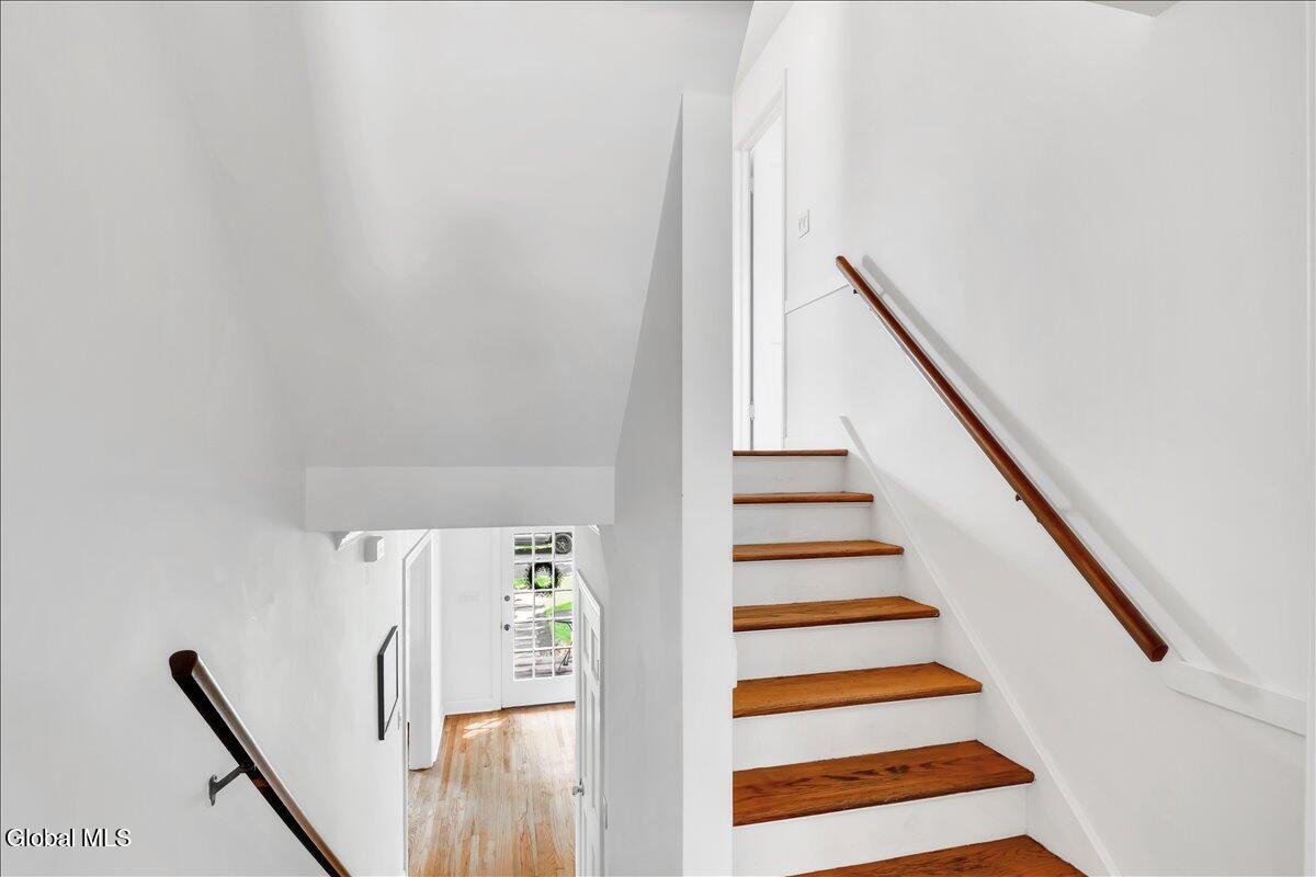 27 Herrick Avenue