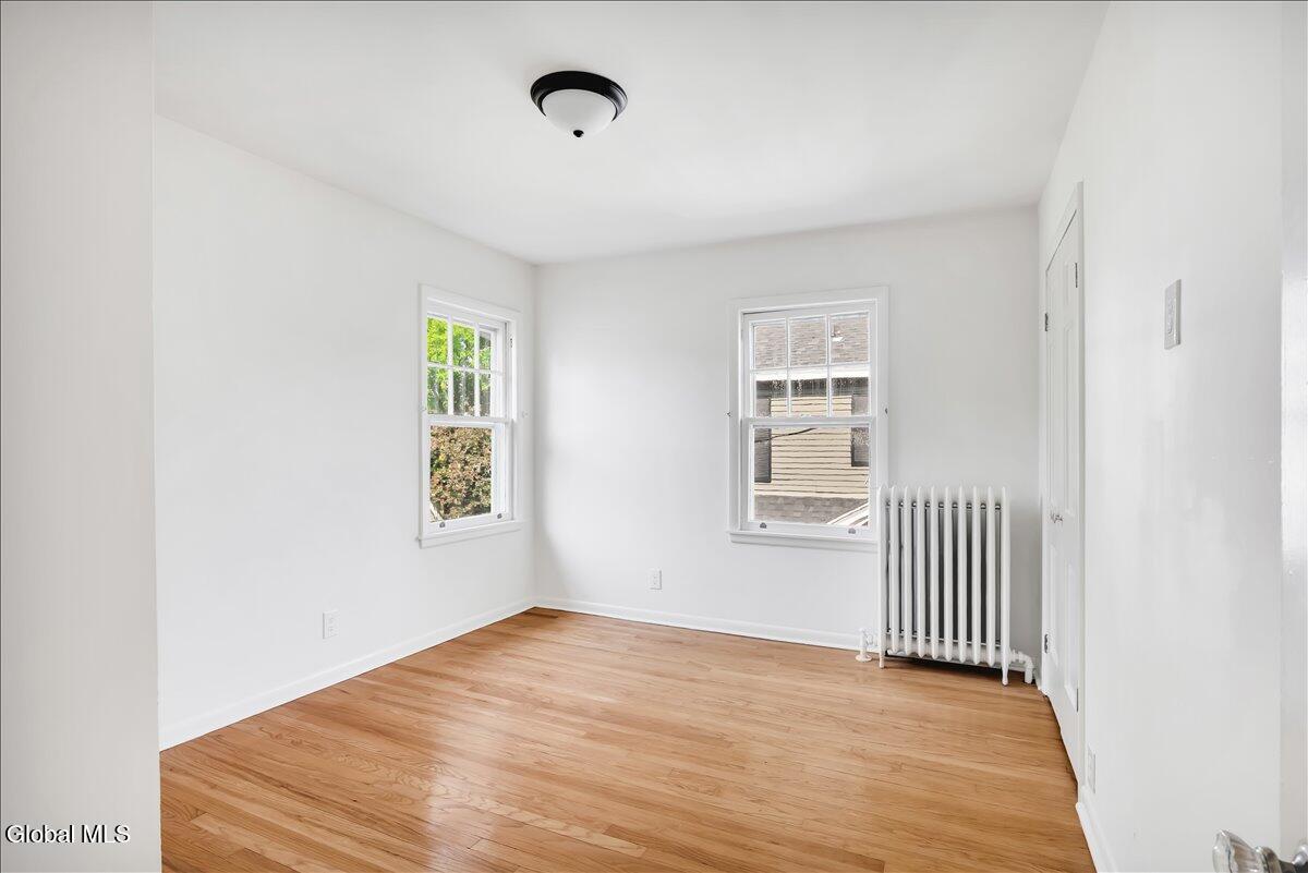 27 Herrick Avenue