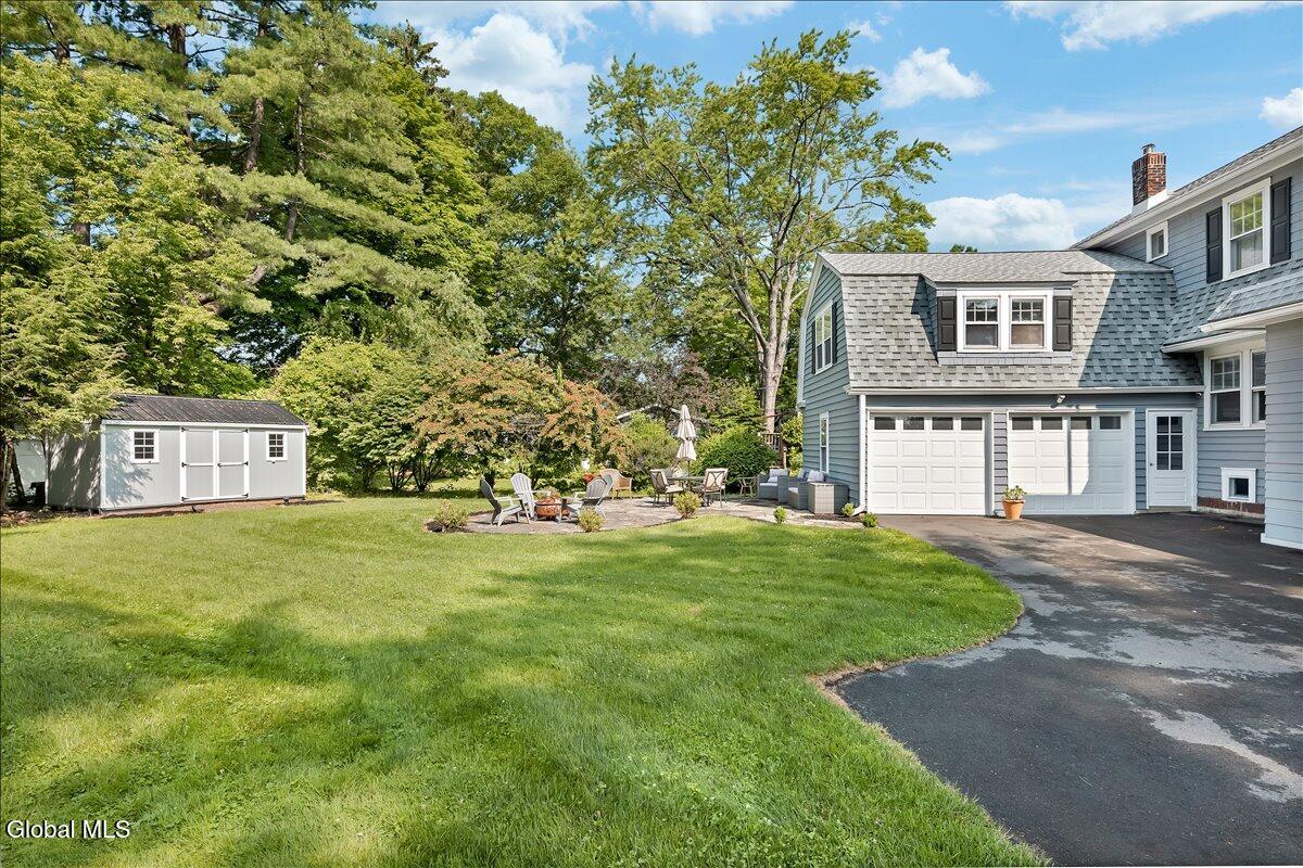 27 Herrick Avenue