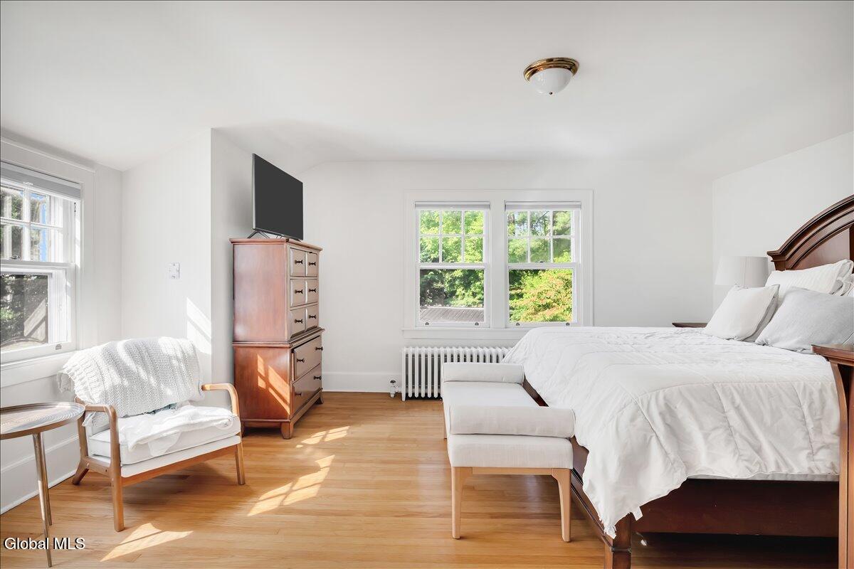 27 Herrick Avenue