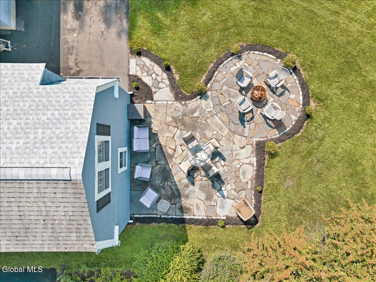 27 Herrick Avenue