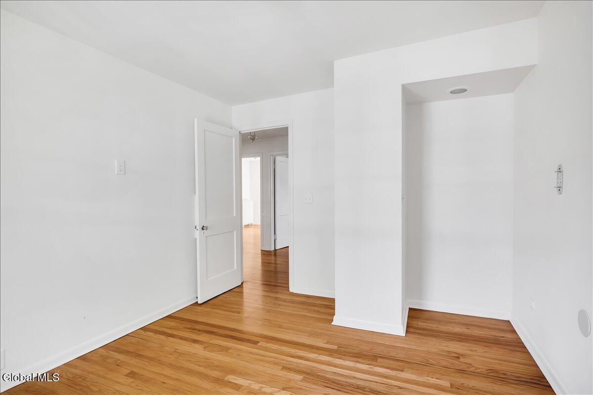 27 Herrick Avenue