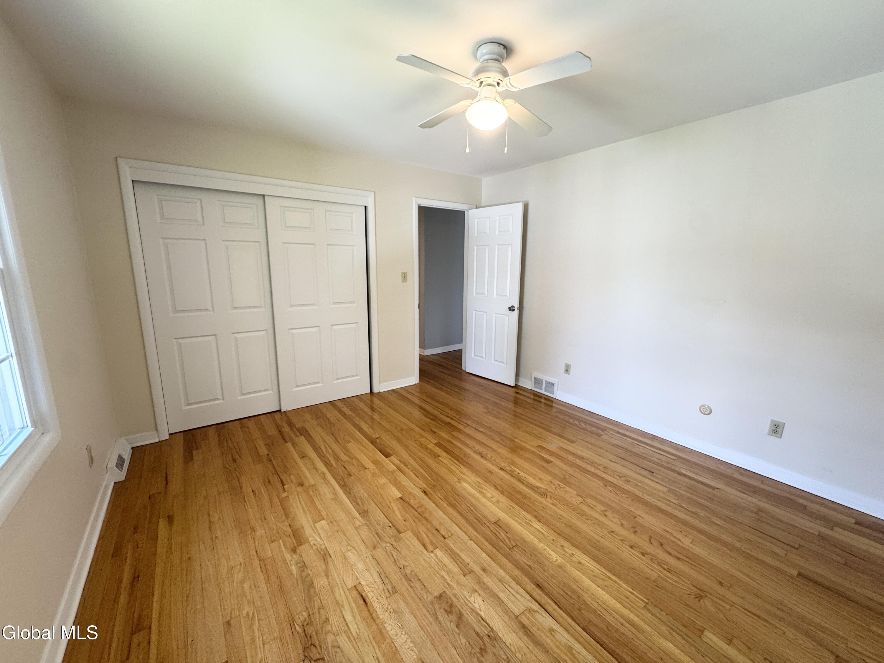 7 Regina Court, APT 4