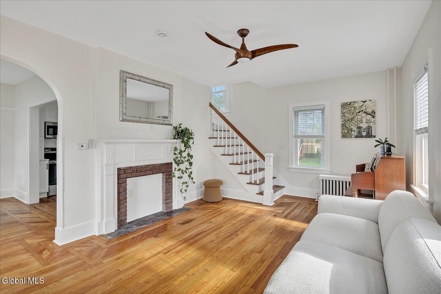 33 Marwood Street