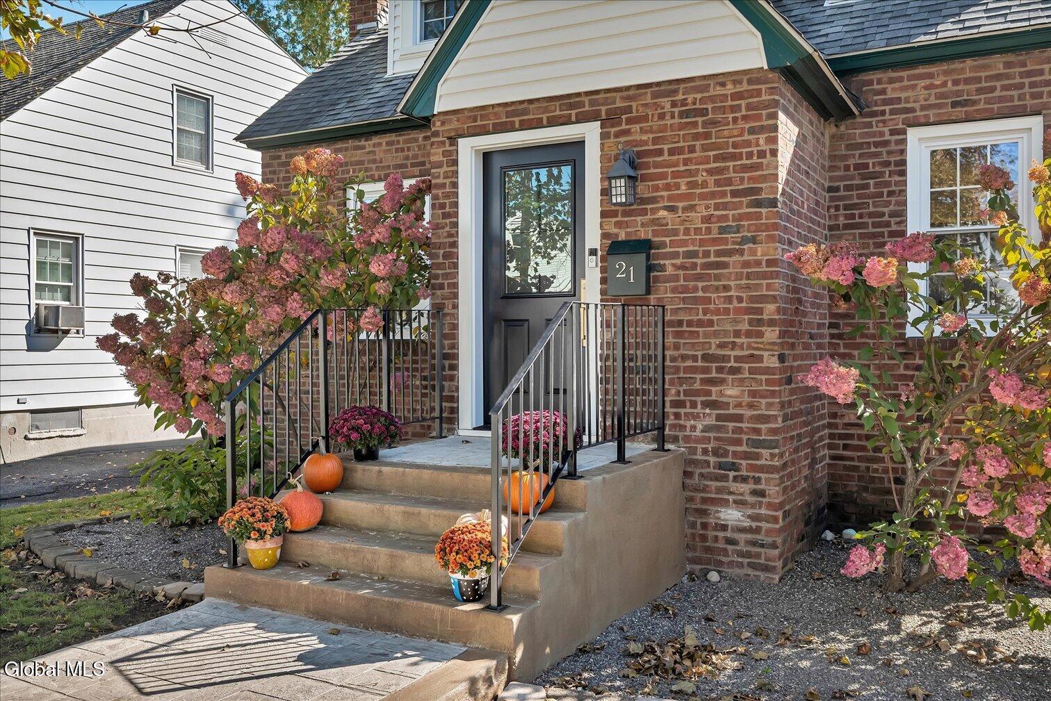 21 Crannell Avenue