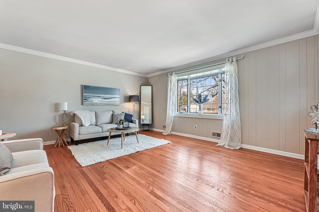 13 MAGNOLIA AVENUE