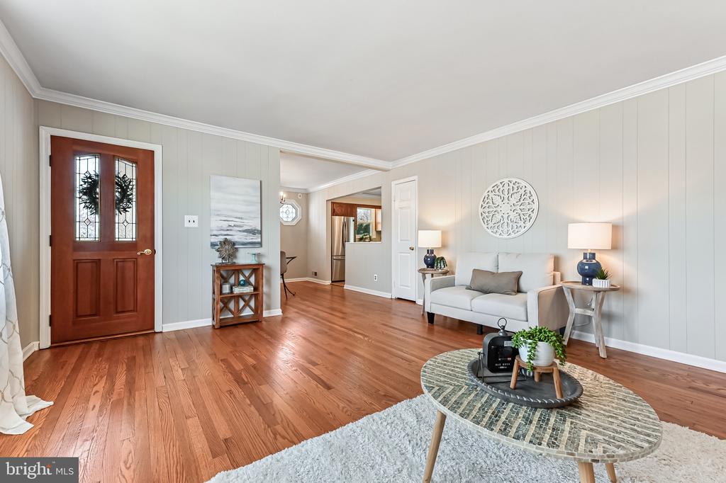 13 MAGNOLIA AVENUE