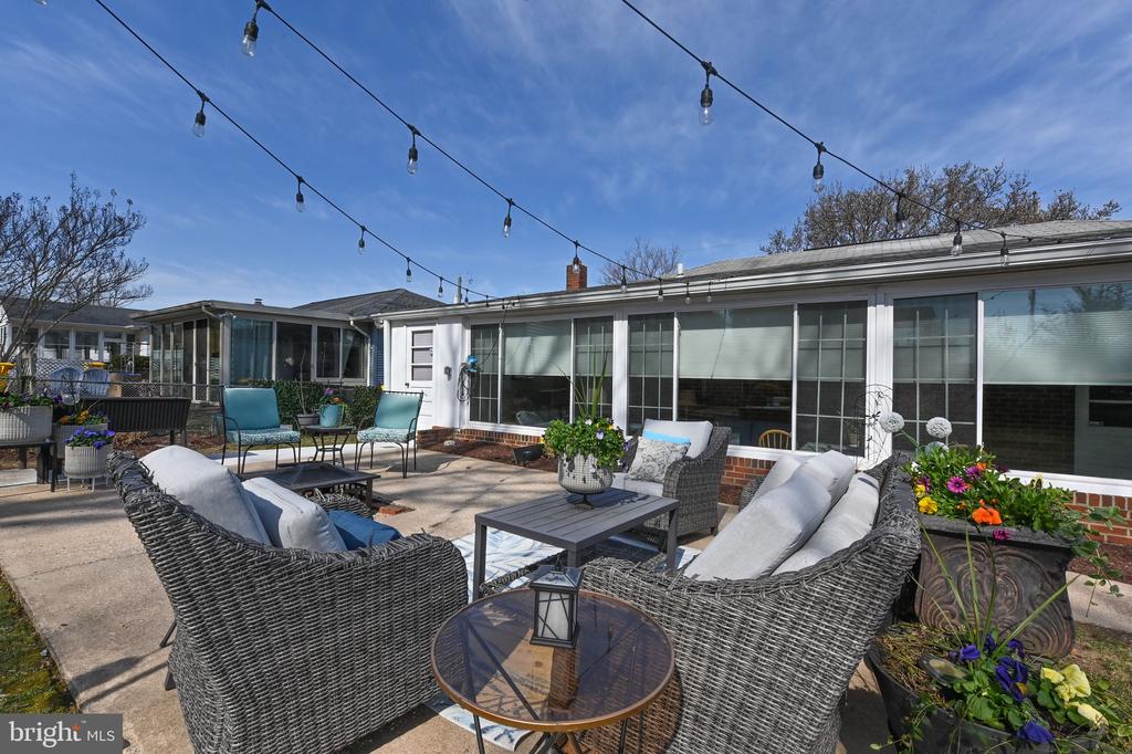13 MAGNOLIA AVENUE