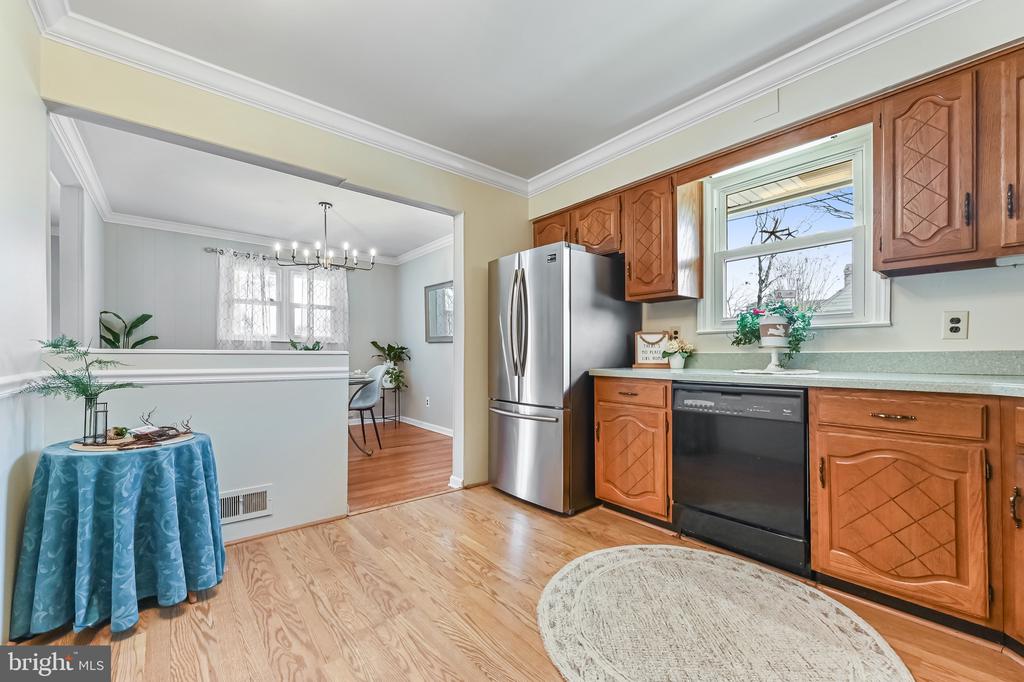 13 MAGNOLIA AVENUE