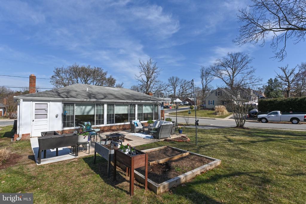 13 MAGNOLIA AVENUE