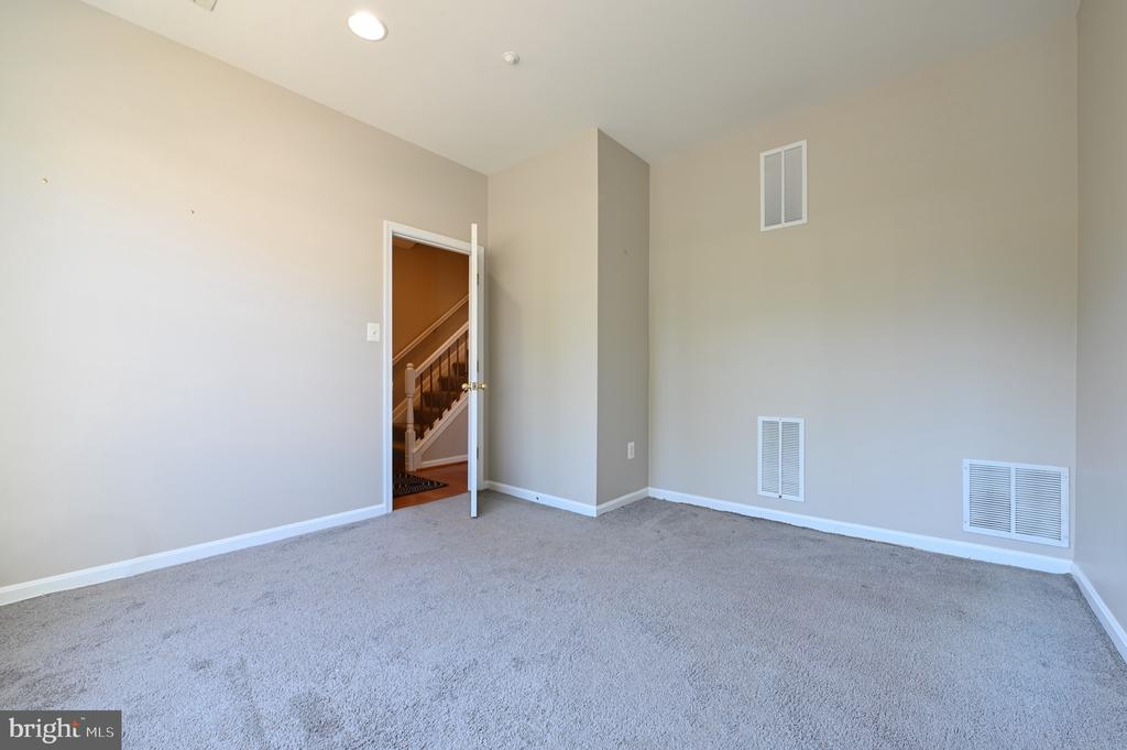1066 PIPISTRELLE COURT