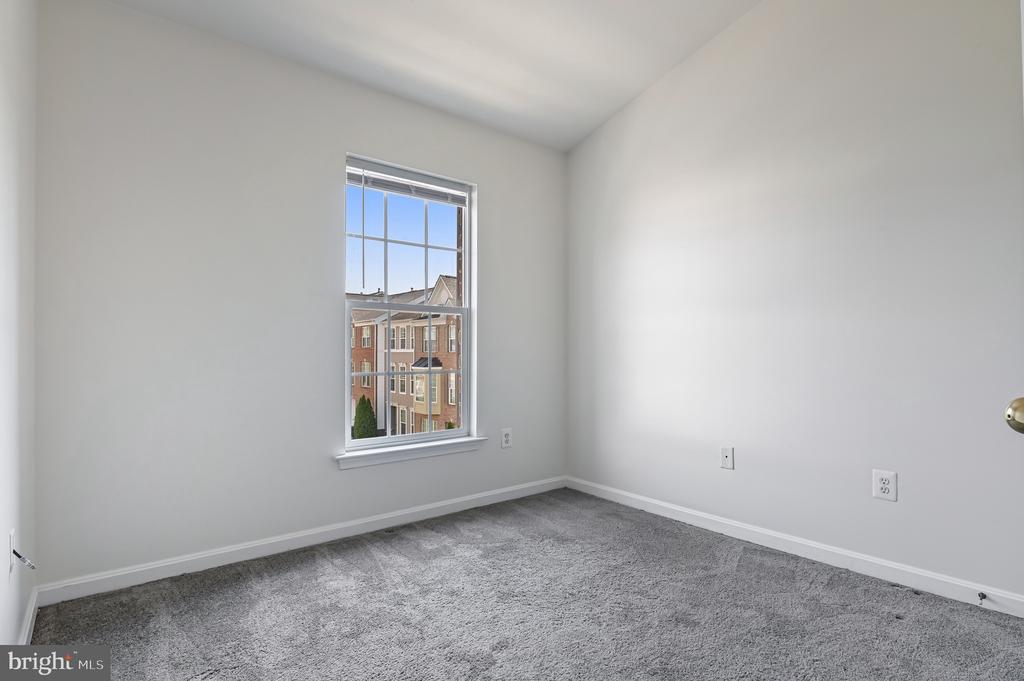 1066 PIPISTRELLE COURT