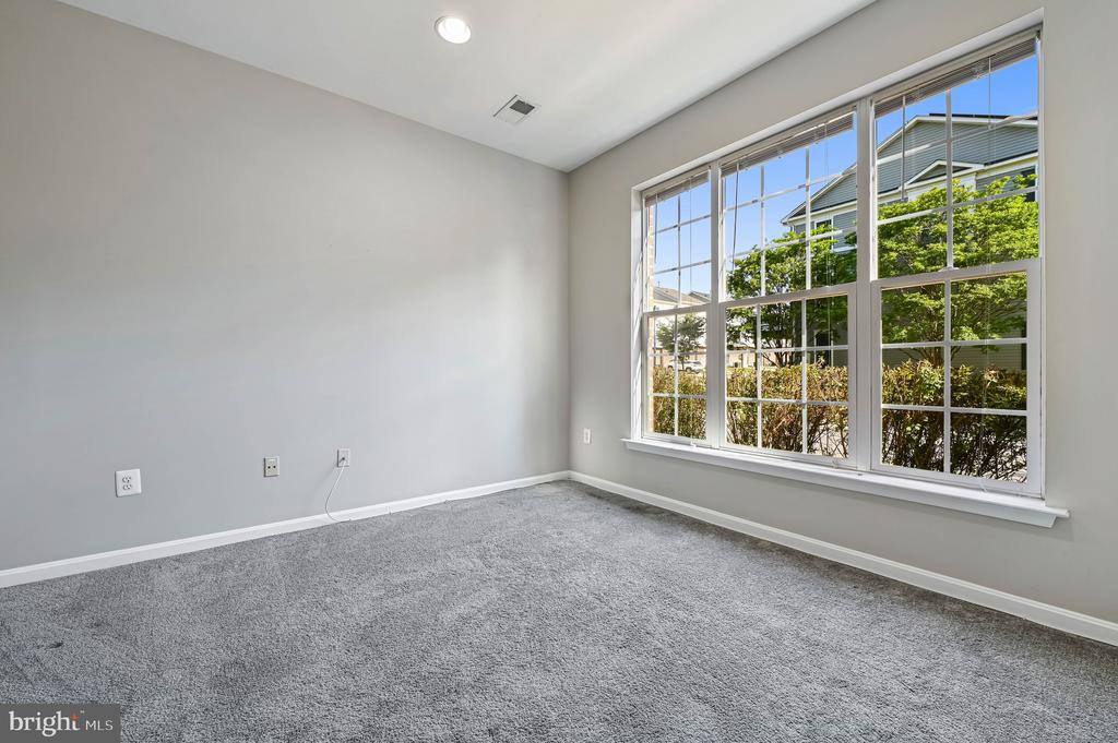 1066 PIPISTRELLE COURT
