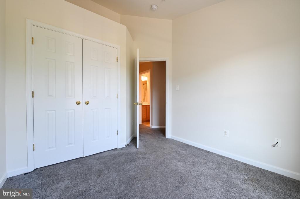 1066 PIPISTRELLE COURT