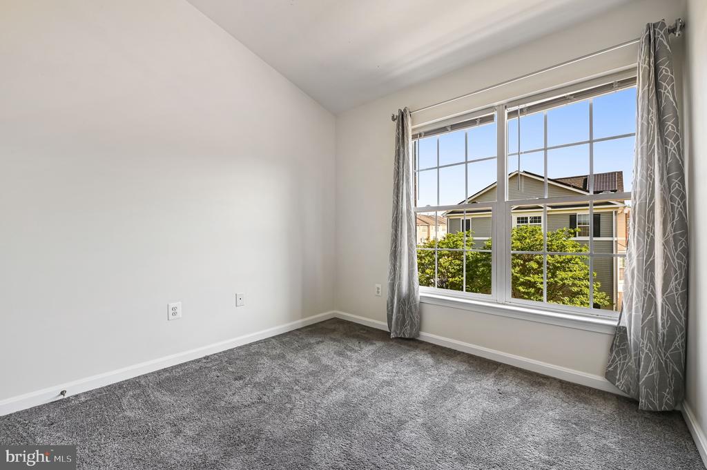 1066 PIPISTRELLE COURT