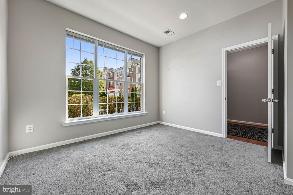 1066 PIPISTRELLE COURT
