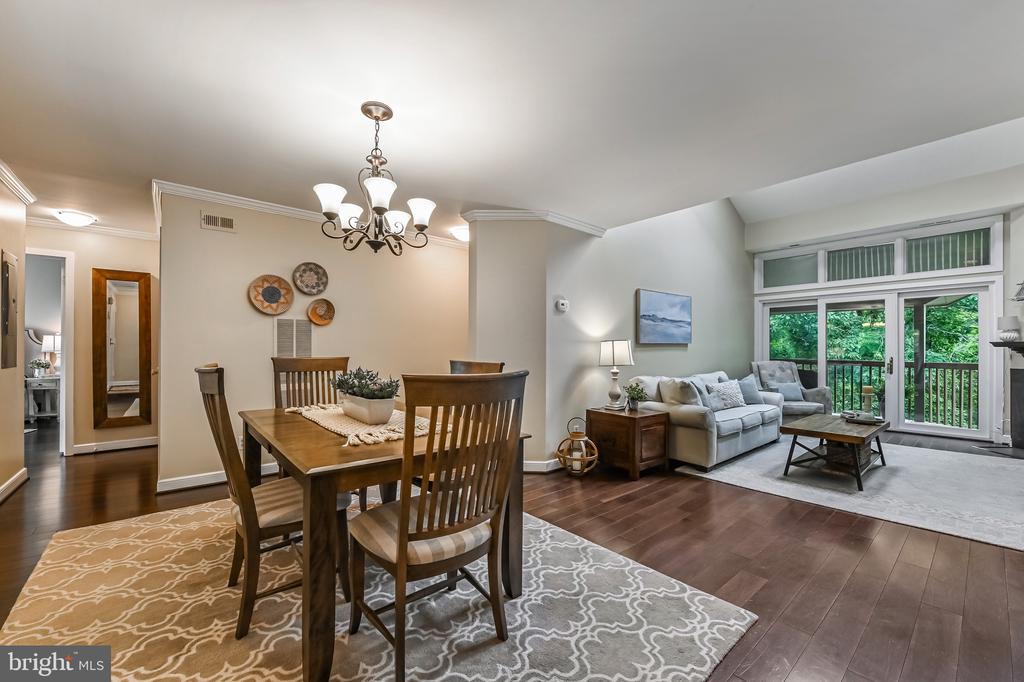2012 QUAY VILLAGE COURT Unit: 202