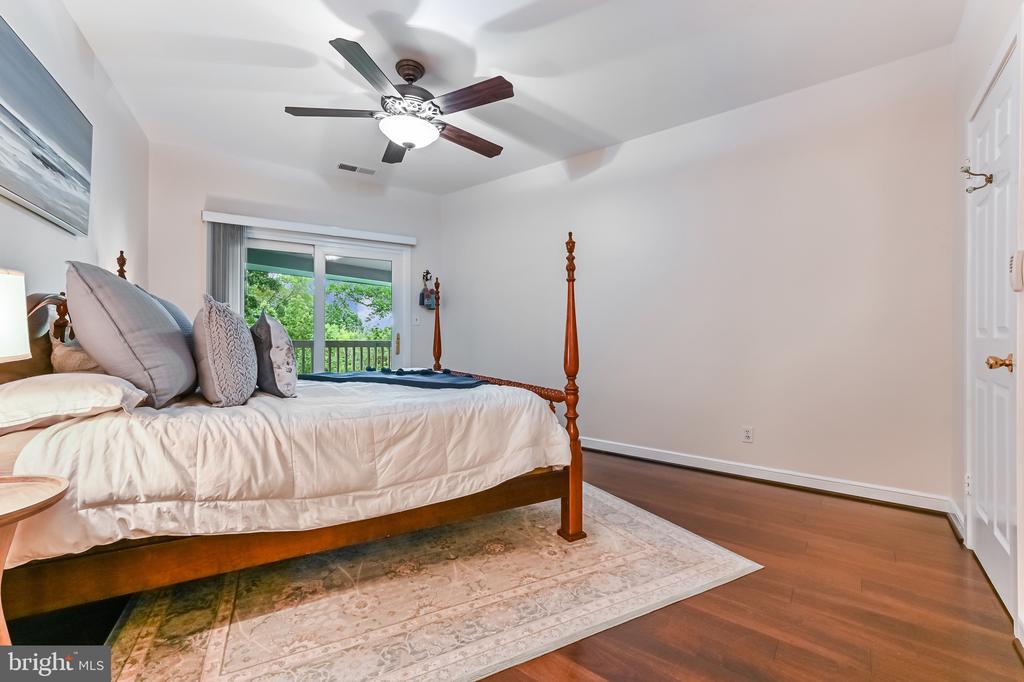 2012 QUAY VILLAGE COURT Unit: 202