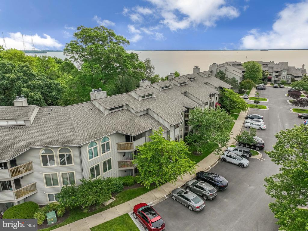 2012 QUAY VILLAGE COURT Unit: 202