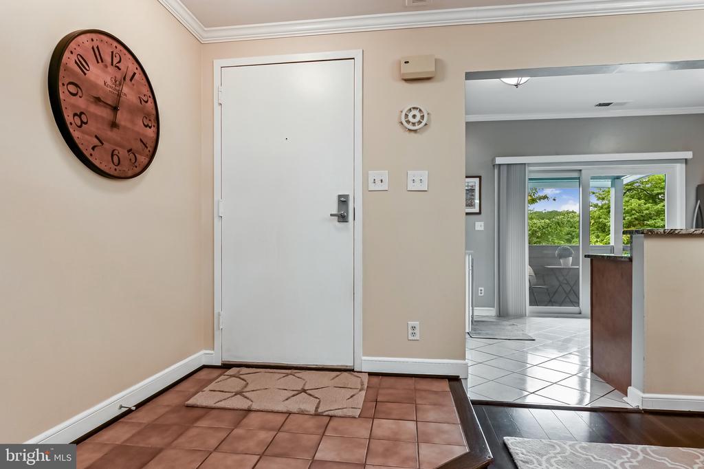 2012 QUAY VILLAGE COURT Unit: 202