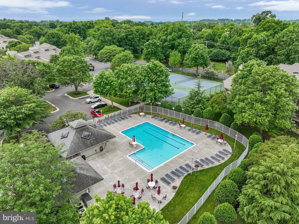 2012 QUAY VILLAGE COURT Unit: 202