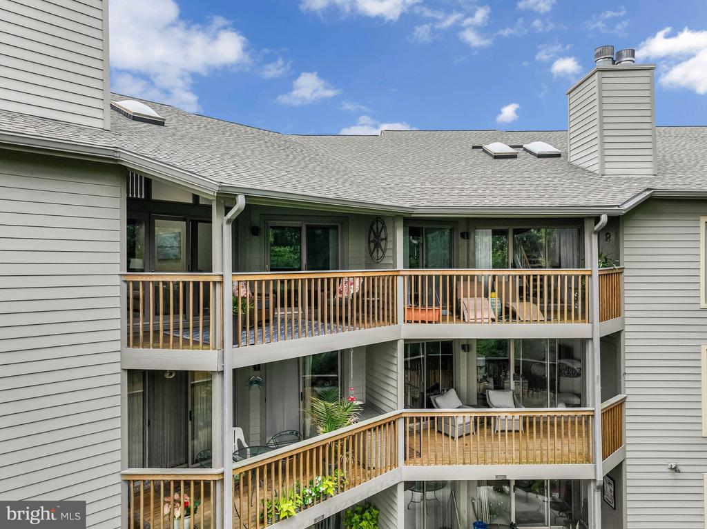 2012 QUAY VILLAGE COURT Unit: 202