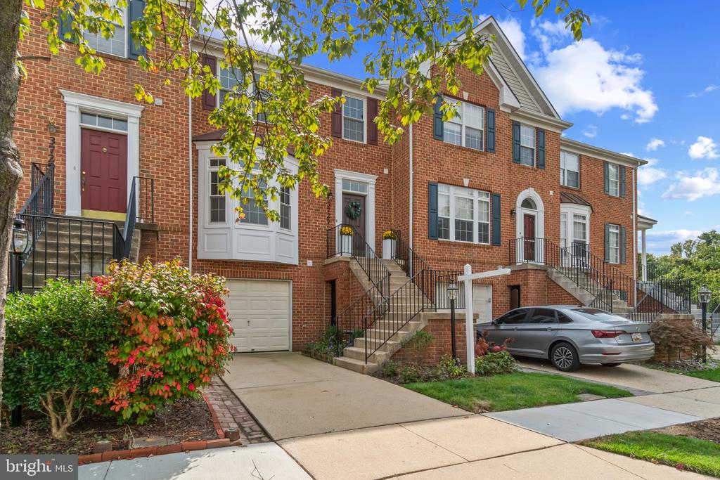 3727 WESTFIELD COURT