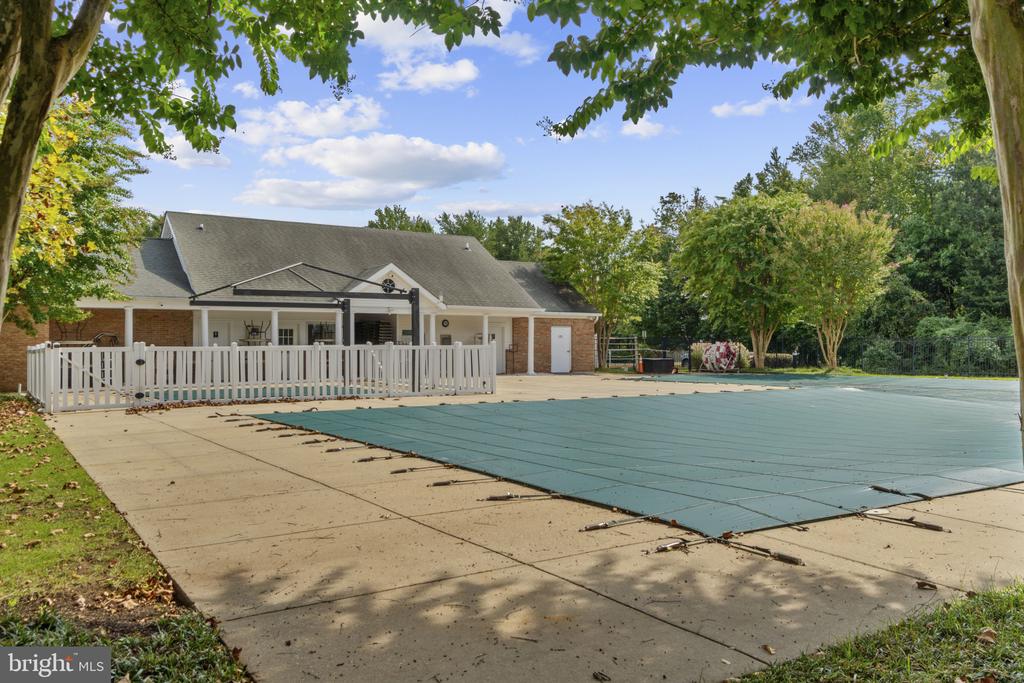 3727 WESTFIELD COURT
