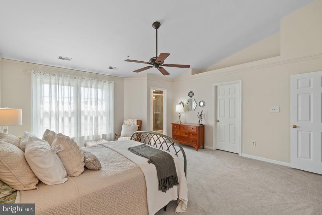 3727 WESTFIELD COURT
