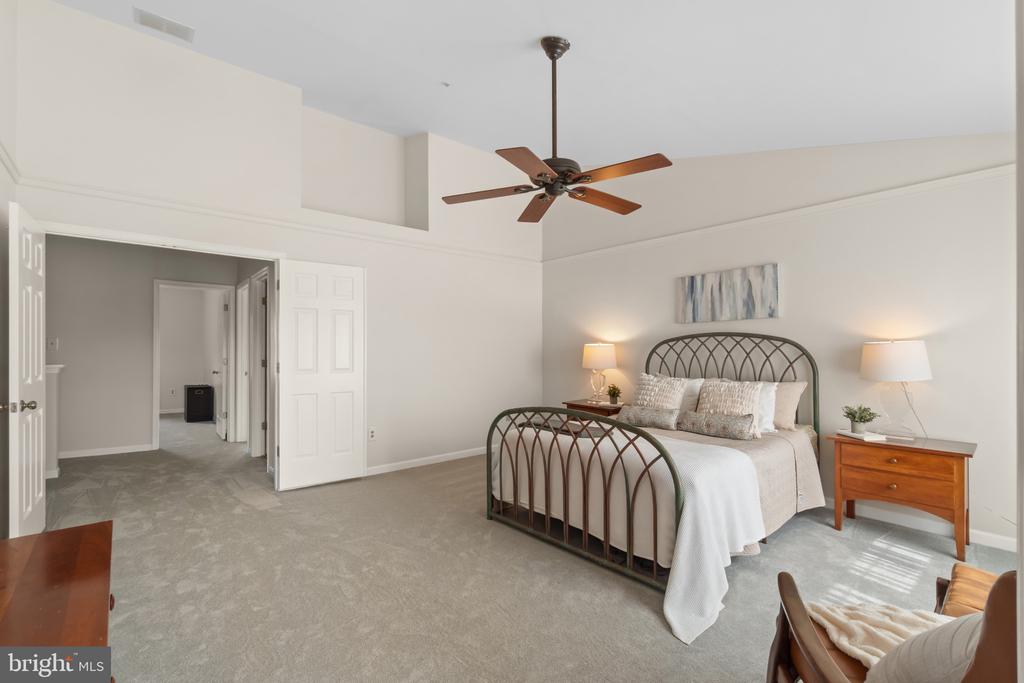 3727 WESTFIELD COURT