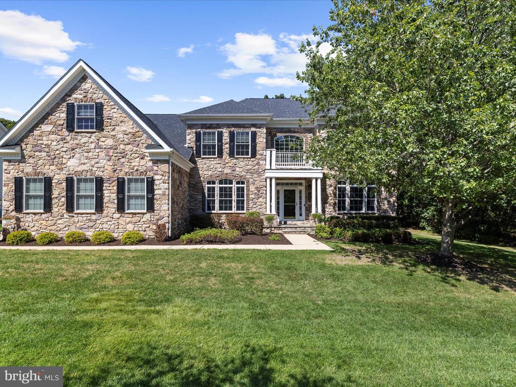 1628 CARNOUSTIE DRIVE