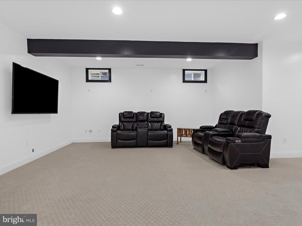 1628 CARNOUSTIE DRIVE