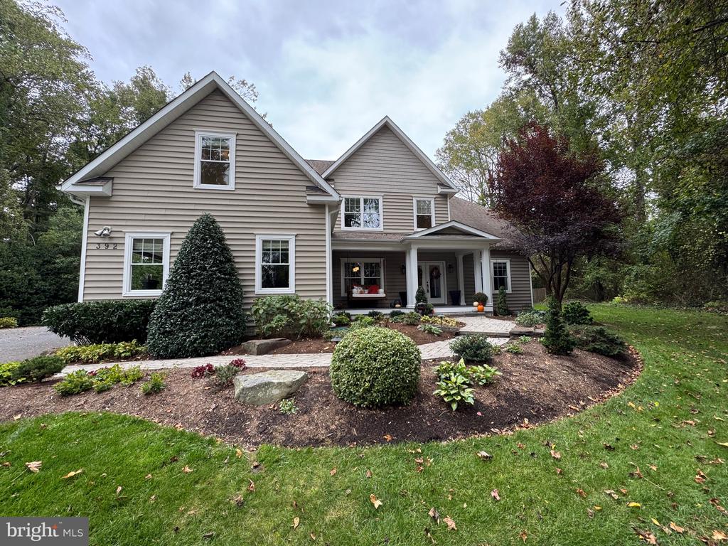 392 HARWOOD ROAD