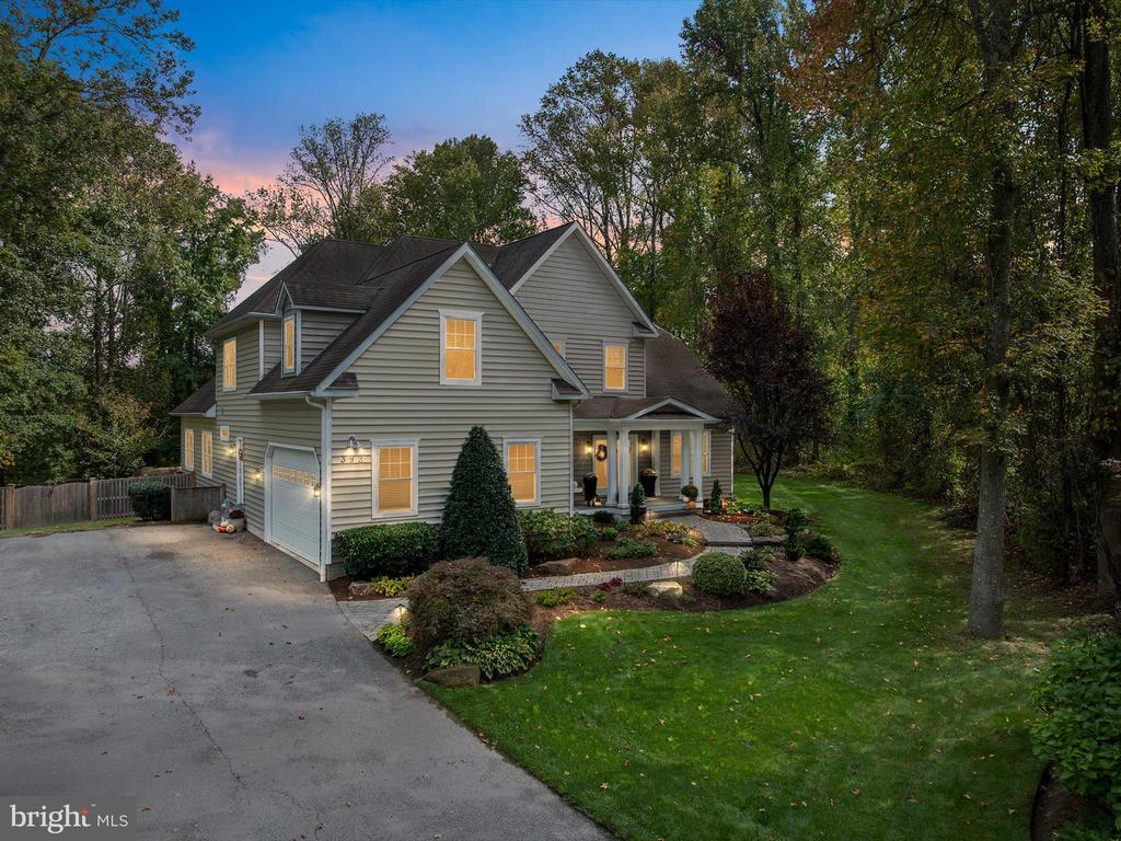 392 HARWOOD ROAD