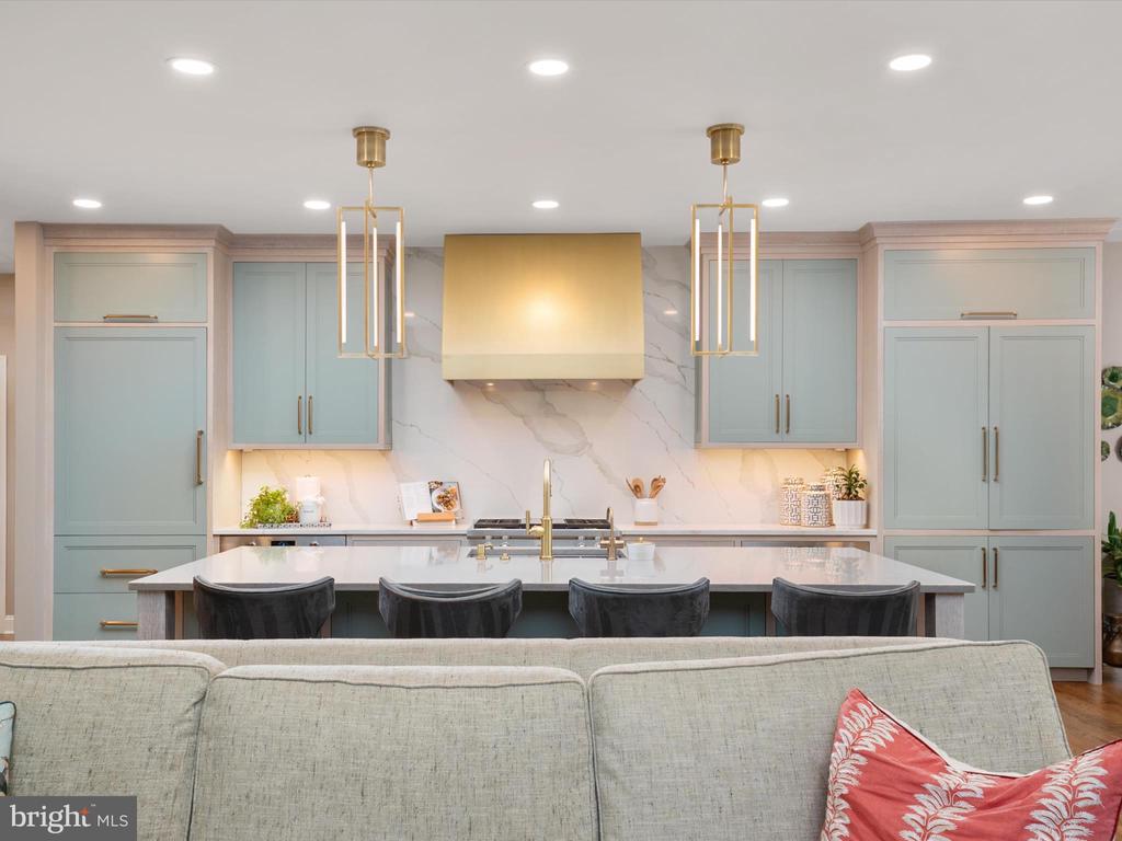 392 HARWOOD ROAD