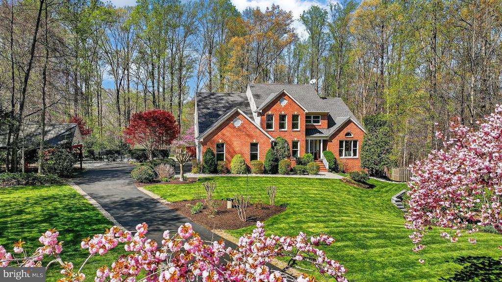 3509 MARTHAS VINEYARD WAY