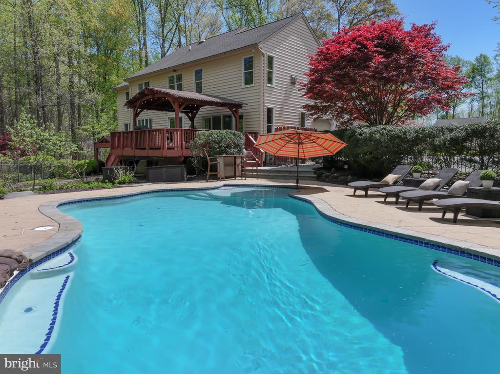 3509 MARTHAS VINEYARD WAY