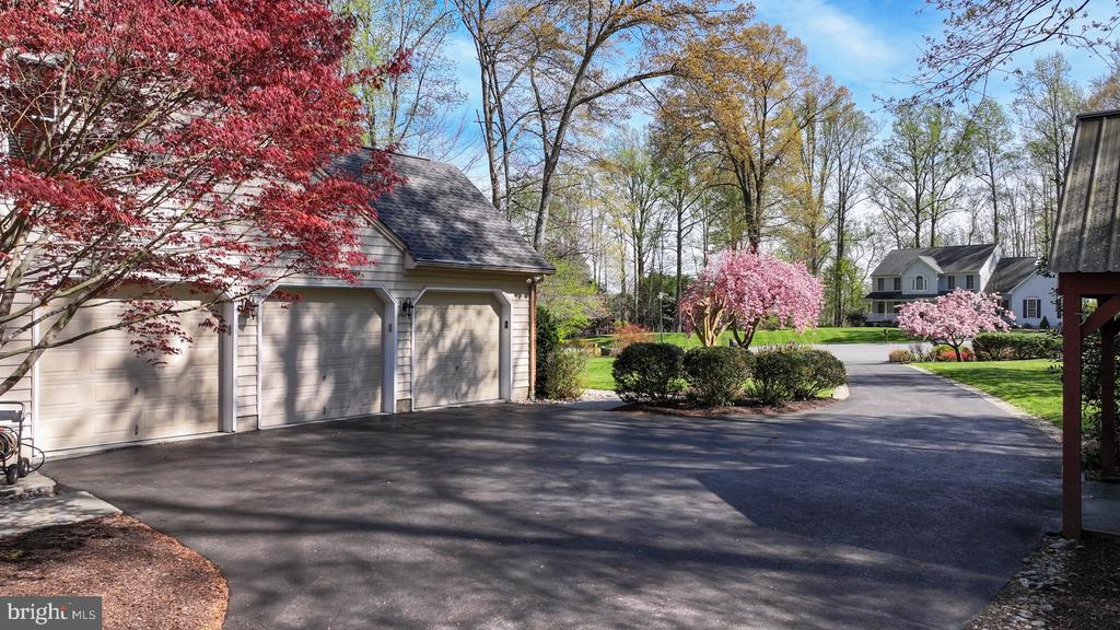 3509 MARTHAS VINEYARD WAY